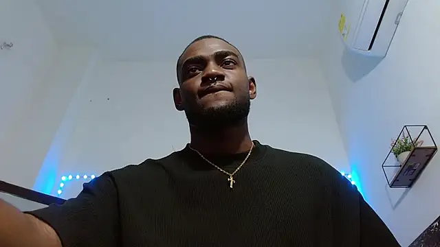 eebony stallion online show from October 10, 3:18 am