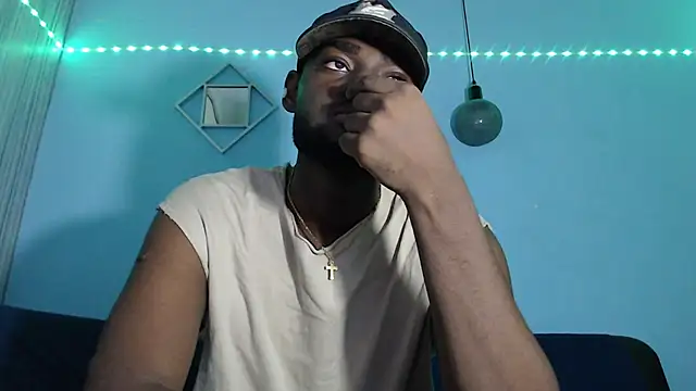 eebony stallion online show from March 20, 3:18 am