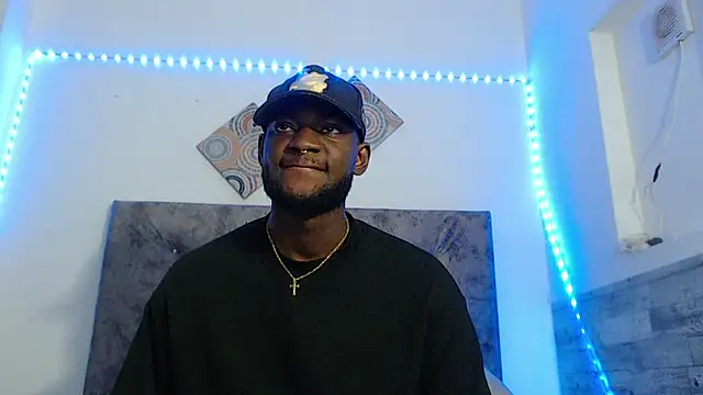 eebony stallion online show from April 14, 6:24 pm