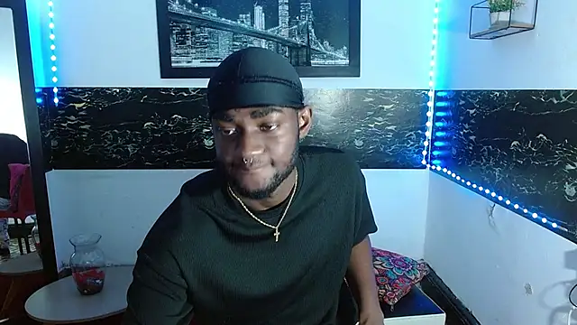 eebony stallion online show from October 7, 2:56 am