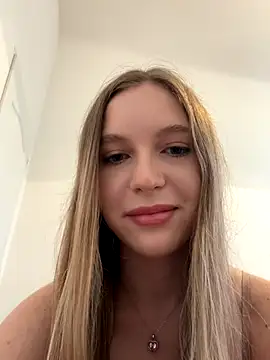 Snapshot of bbysonia chatting on September 29, 12:11 pm bbysonia online show from September 29, 12:11 pm