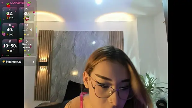 Snapshot of Melodylane chatting on November 13, 11:03 am Melodylane online show from November 13, 11:03 am