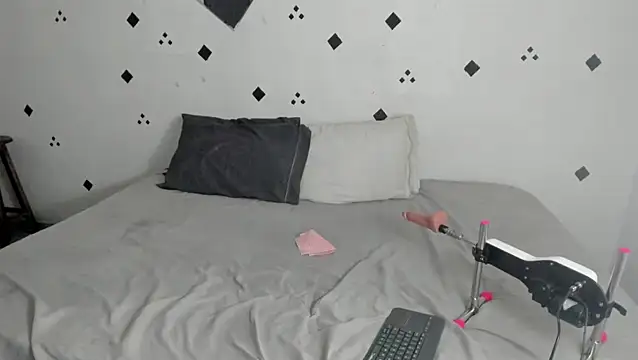 samaramour online show from December 1, 12:06 pm