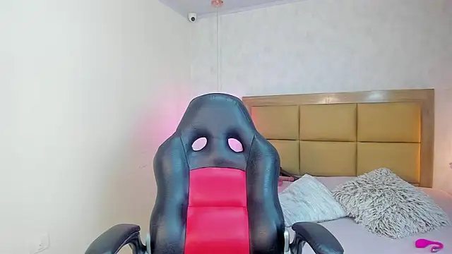 MELISSAROUGE online show from February 26, 7:47 pm