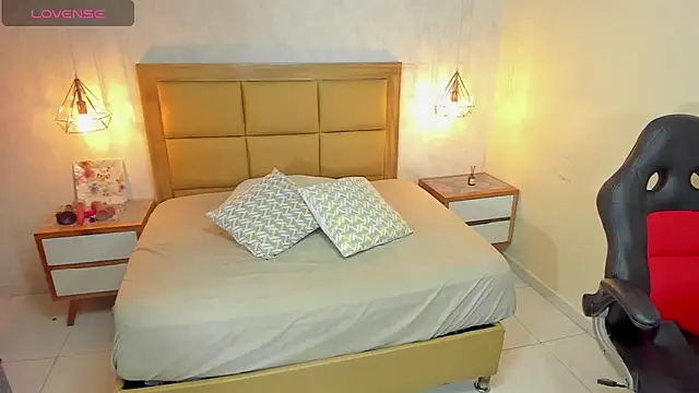 MELISSAROUGE online show from October 31, 7:54 pm