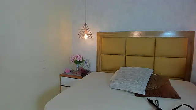 MELISSAROUGE online show from June 6, 7:41 pm