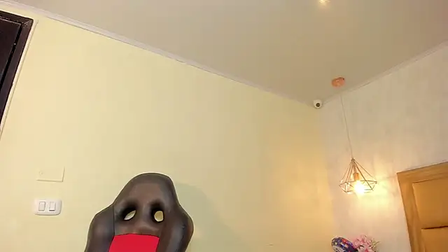 MELISSAROUGE online show from July 16, 1:52 pm