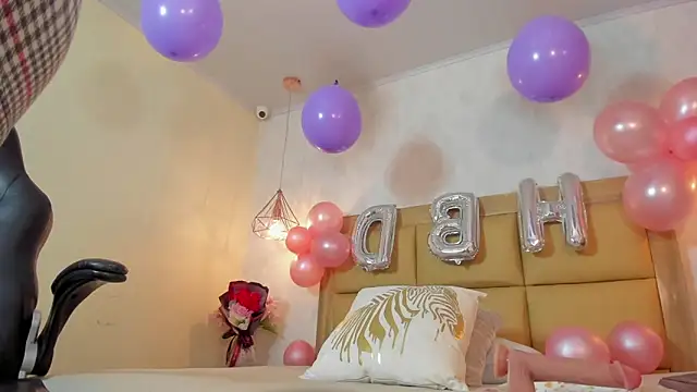 MELISSAROUGE online show from March 20, 8:10 pm