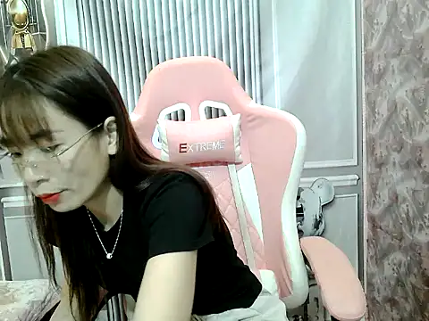 Suzy888 online show from September 25, 2:17 am
