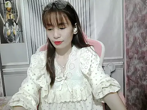 Suzy888 online show from September 26, 2:35 pm