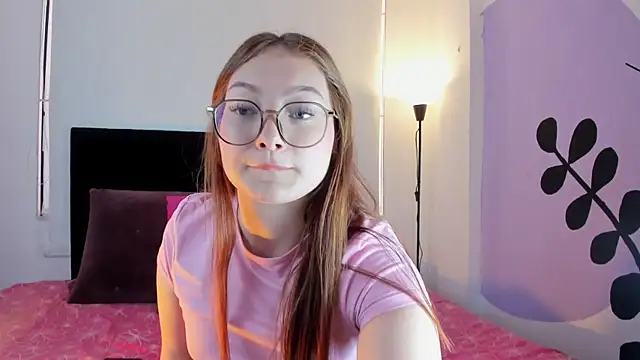 LunaVelvet777 online show from January 17, 9:18 pm