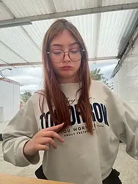 LunaVelvet777 online show from November 26, 7:03 pm