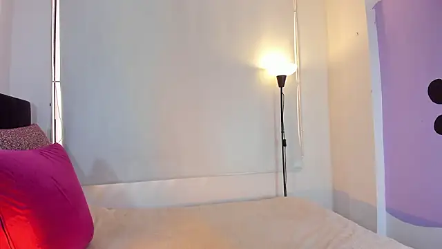 LunaVelvet777 online show from February 2, 3:33 pm