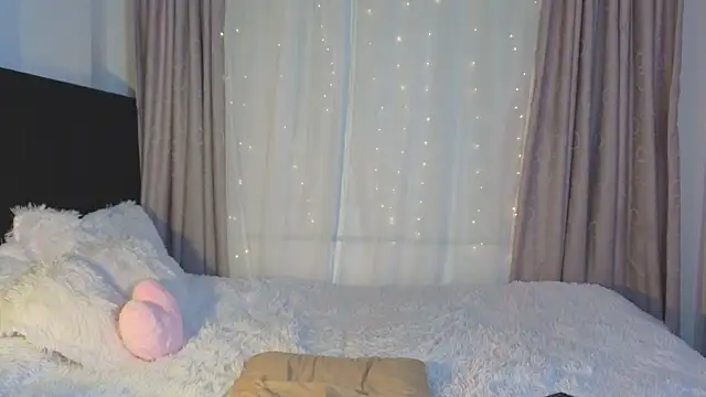 LunaVelvet777 online show from February 26, 4:07 pm