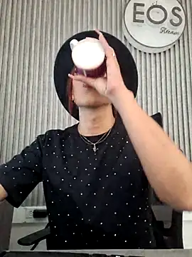 Lilith Zamara online show from October 30, 9:01 pm