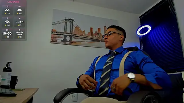 Snapshot of Dash_Bukoski chatting on September 9, 1:09 pm Dash Bukoski online show from September 9, 1:09 pm