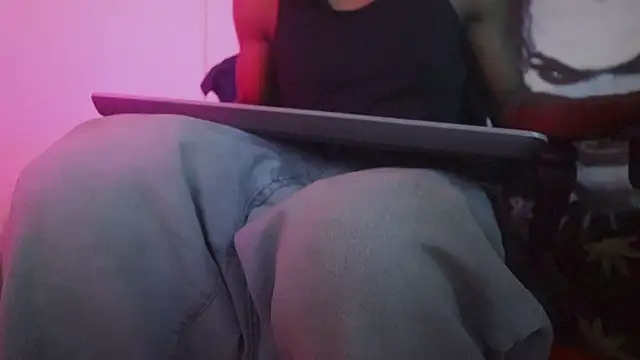 zaddytrey online show from July 7, 10:52 am