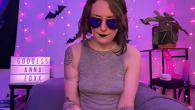 mistressannafoxx online show from January 12, 10:14 pm