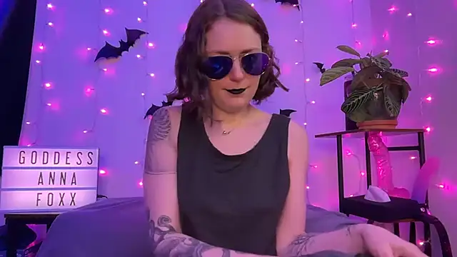 mistressannafoxx online show from January 13, 10:13 pm