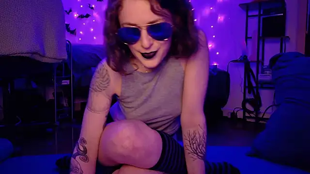 mistressannafoxx online show from April 22, 12:17 am