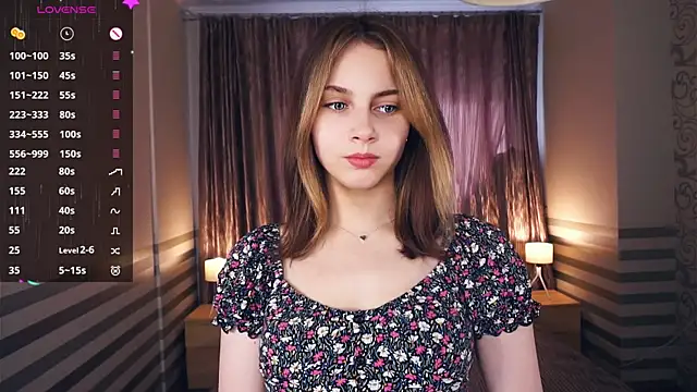 NylaNadler online show from October 4, 6:15 am