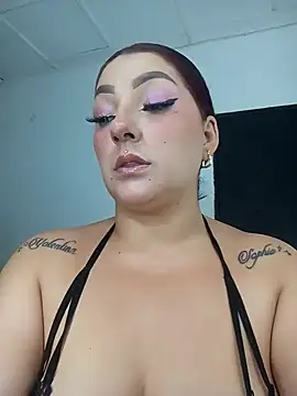 Snapshot of Victoriia-69 chatting on September 14, 12:33 am Victoriia-69 online show from September 14, 12:33 am