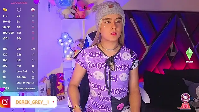 derek greyy  online show from October 8, 3:57 pm