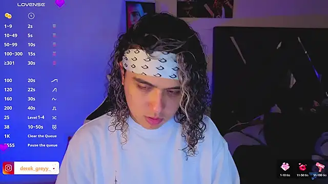 derek greyy  online show from January 18, 6:55 pm