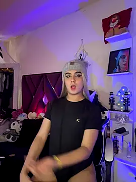 derek greyy  online show from November 11, 8:14 pm