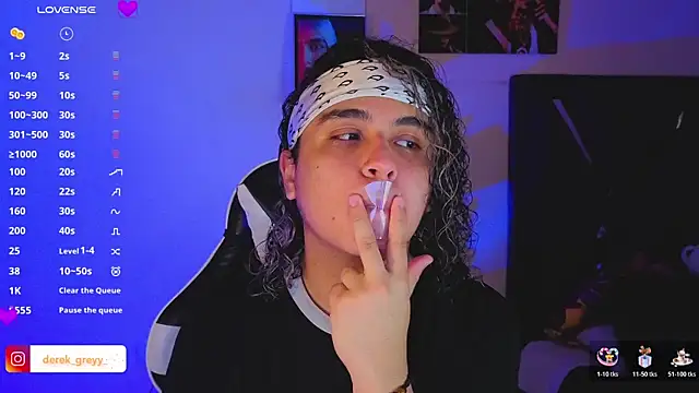 derek greyy  online show from January 14, 10:46 pm