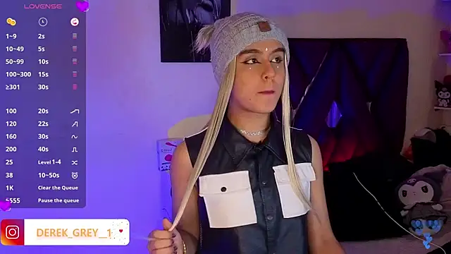 derek greyy  online show from September 8, 7:35 pm