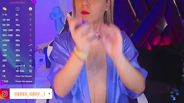 derek greyy  online show from October 15, 6:27 pm