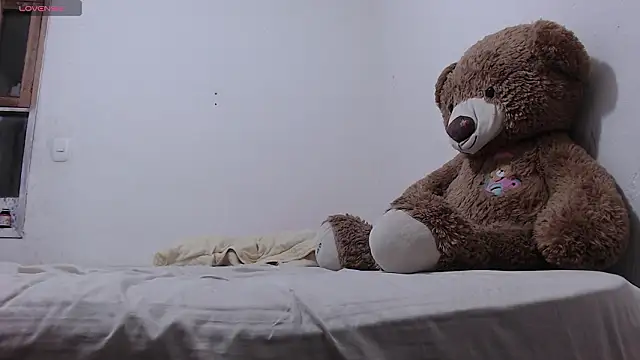 toxic sweet  online show from March 10, 7:56 am