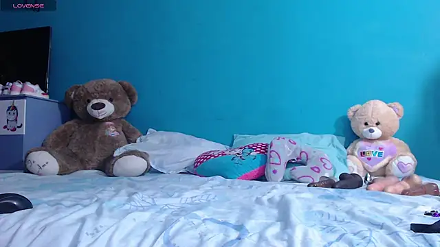 toxic sweet  online show from September 30, 4:40 am