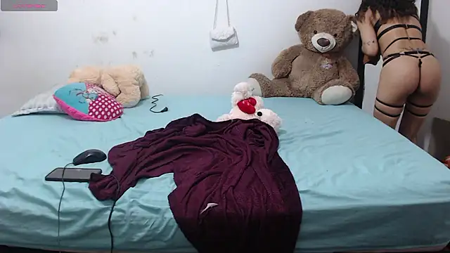 toxic sweet  online show from February 8, 3:26 am