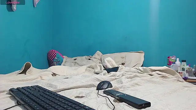 toxic sweet  online show from September 11, 5:51 am