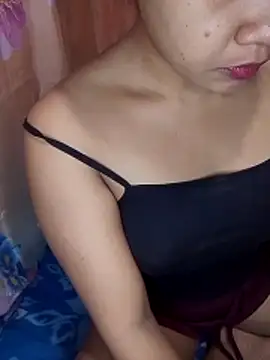 hotmomma8 online show from April 29, 8:59 pm