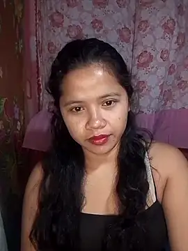 hotmomma8 online show from April 13, 8:35 pm