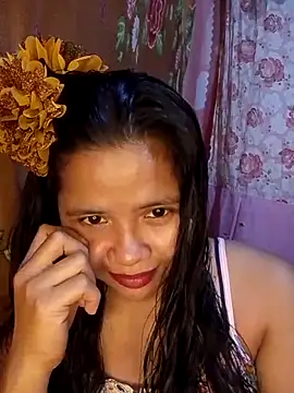 hotmomma8 online show from April 12, 5:22 am