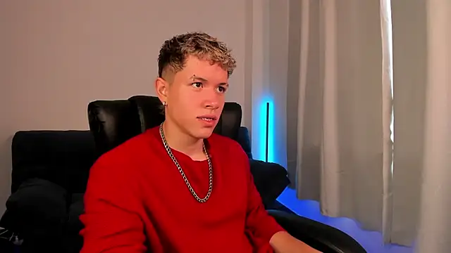 Snapshot of nathan_blake chatting on October 18, 3:47 pm nathan blake online show from October 18, 3:47 pm