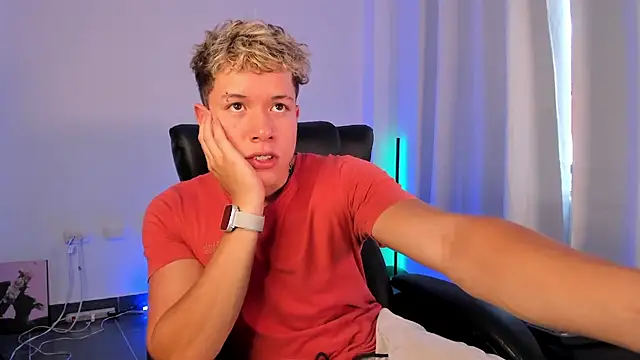 Snapshot of nathan_blake chatting on November 21, 8:52 pm nathan blake online show from November 21, 8:52 pm