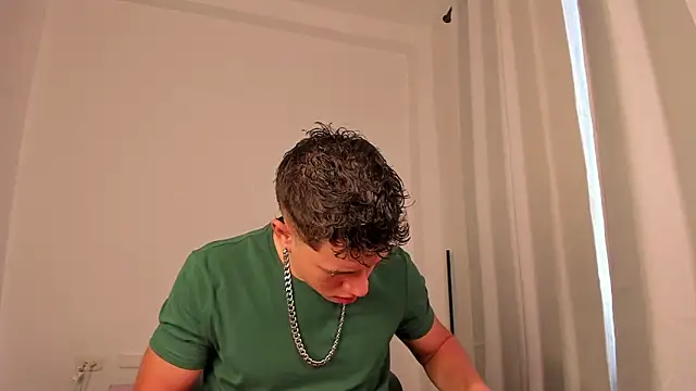 Snapshot of nathan_blake chatting on September 18, 9:29 pm nathan blake online show from September 18, 9:29 pm