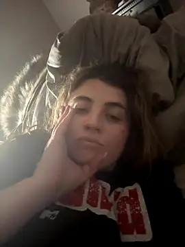 M1l3yD3w online show from September 16, 3:18 am