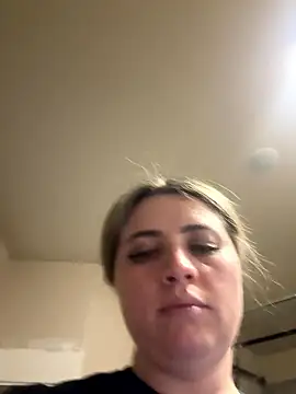 M1l3yD3w online show from January 9, 2:07 am