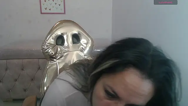 Jade Jones a online show from February 18, 1:18 pm