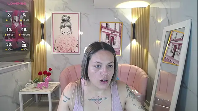 Jade Jones a online show from December 17, 3:33 am