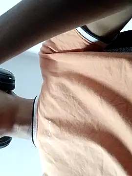 kjohn20 online show from March 17, 5:43 am