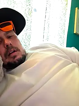 kdaddyj online show from June 4, 8:57 pm