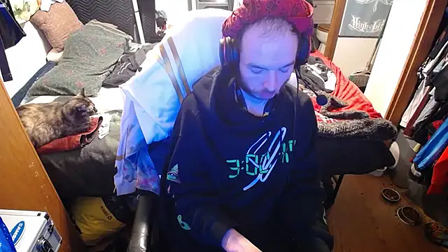 womenhateme69 online show from November 29, 6:35 am