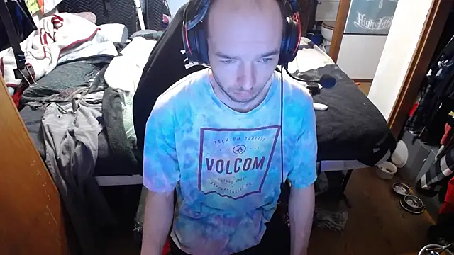 womenhateme69 online show from April 18, 5:04 pm